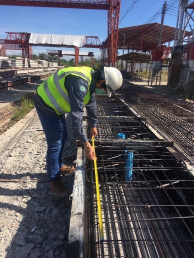 งานตรวจสอบเหล็กและเทคอนกรีต Plank Girder