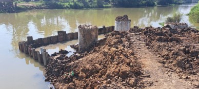 ตรวจสอบงานถมดินหยุดซ่อมแชมเหล็ก sheet pile