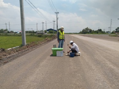 งานทดสอบ Field Density Test งานหินคลุก กม.6+750 – 6+950