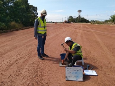 งานทดสอบ Field Density Test งานลูกรัง  กม.2+000 – 2+150 Lt